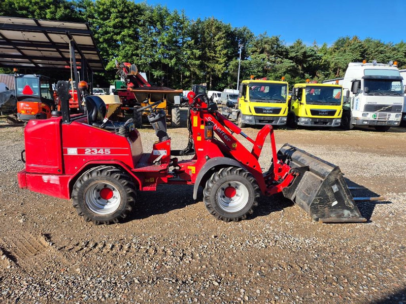 Schäffer 2345 (Bucket/Forks) - מעמיס רצועות קומפקטי: תמונה 5 Schäffer 2345 (Bucket/Forks) - מעמיס רצועות קומפקטי: תמונה 5