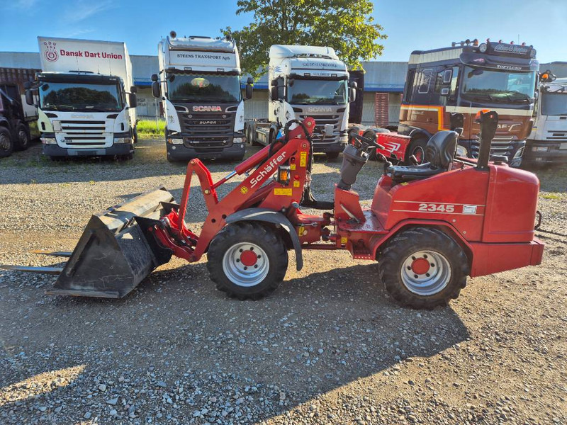 Schäffer 2345 (Bucket/Forks) - מעמיס רצועות קומפקטי: תמונה 1 Schäffer 2345 (Bucket/Forks) - מעמיס רצועות קומפקטי: תמונה 1