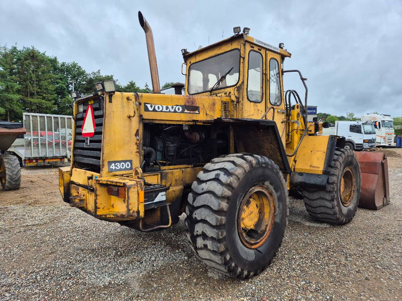 Volvo BM 4300 - מעמיס גלגלים: תמונה 5 Volvo BM 4300 - מעמיס גלגלים: תמונה 5