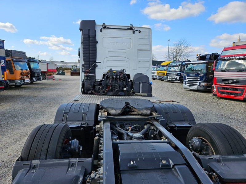 יחידת טרקטור Volvo FH 500 // 6x2 // Hydraulic // ACC //: תמונה 12 יחידת טרקטור Volvo FH 500 // 6x2 // Hydraulic // ACC //: תמונה 12