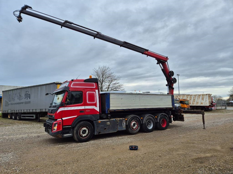 Volvo FMX 500 8x4/4 // HMF 2120 K4 // 3 side tipper - משאית מנוף: תמונה 2 Volvo FMX 500 8x4/4 // HMF 2120 K4 // 3 side tipper - משאית מנוף: תמונה 2
