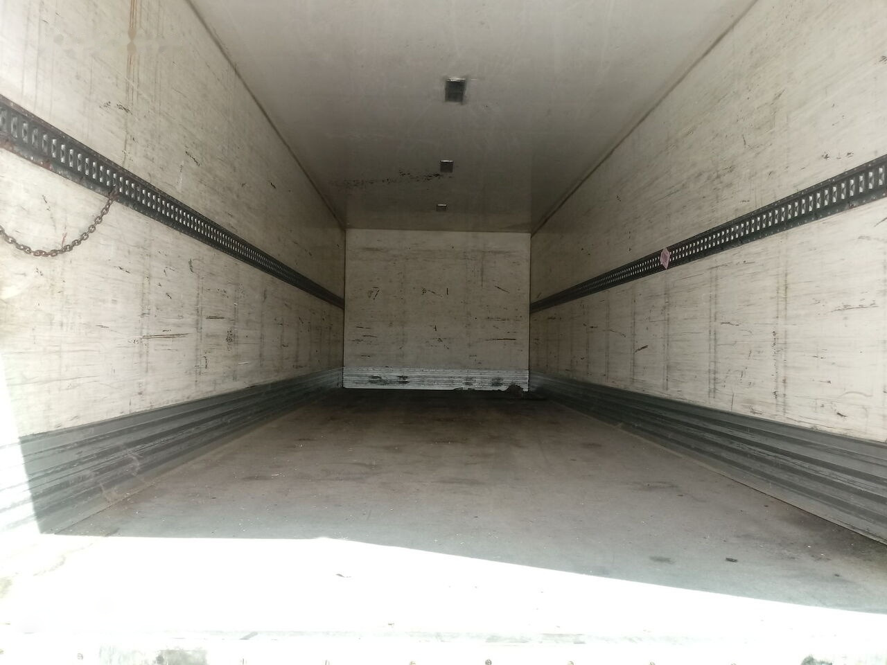 משאית תיבה IVECO EUROTEK 260E31Y/PS: תמונה 11