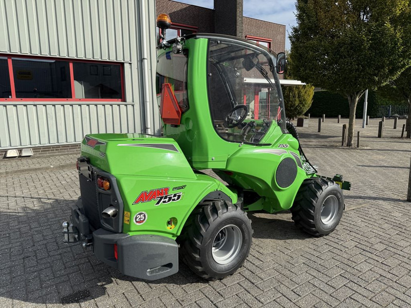 Avant 755i TDS - מעמיס גלגלים: תמונה 3 Avant 755i TDS - מעמיס גלגלים: תמונה 3