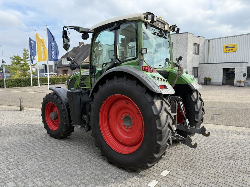 Fendt 513 Vario Power - טרקטור חקלאי: תמונה 2 Fendt 513 Vario Power - טרקטור חקלאי: תמונה 2