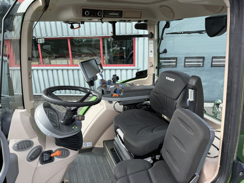 Fendt 720 S4 Vario Profi Plus - טרקטור חקלאי: תמונה 5 Fendt 720 S4 Vario Profi Plus - טרקטור חקלאי: תמונה 5
