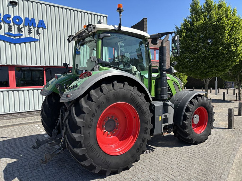 Fendt 724 S4 Profi Plus - טרקטור חקלאי: תמונה 3 Fendt 724 S4 Profi Plus - טרקטור חקלאי: תמונה 3