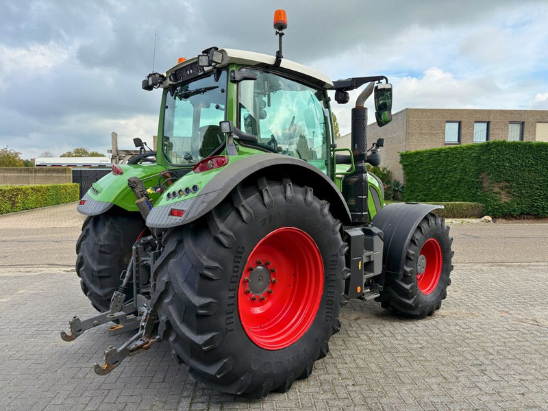 Fendt 724 Vario Gen 6 Profi Plus - טרקטור חקלאי: תמונה 3 Fendt 724 Vario Gen 6 Profi Plus - טרקטור חקלאי: תמונה 3