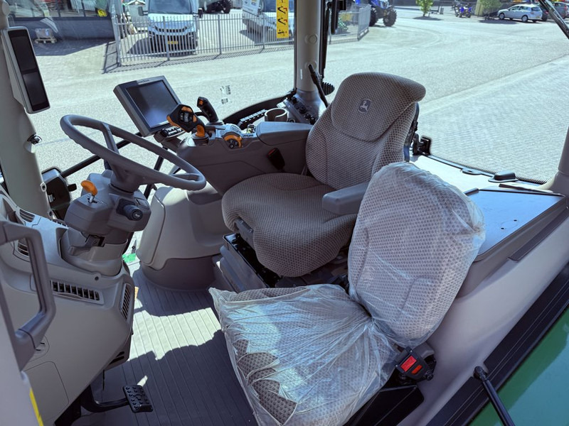 John Deere 6R130 Command Pro Autopowr - טרקטור חקלאי: תמונה 5 John Deere 6R130 Command Pro Autopowr - טרקטור חקלאי: תמונה 5