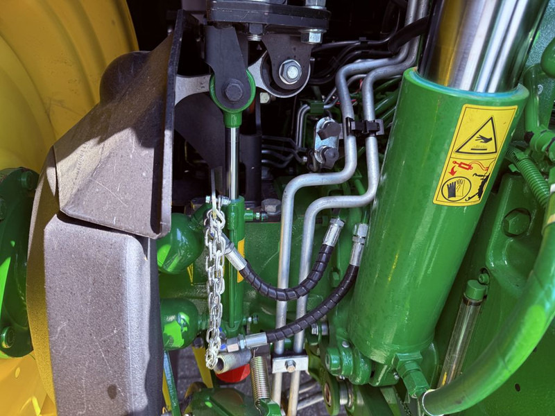 טרקטור חקלאי John Deere 6R130 Command Pro Autopowr: תמונה 14