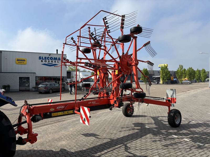 Kuhn GA8121 Cirkelhark - גורף/ מגרפה: תמונה 1 Kuhn GA8121 Cirkelhark - גורף/ מגרפה: תמונה 1