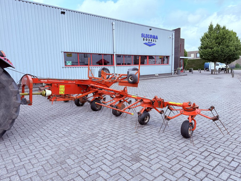 Kuhn GF8501 T - גורף/ מגרפה: תמונה 2 Kuhn GF8501 T - גורף/ מגרפה: תמונה 2