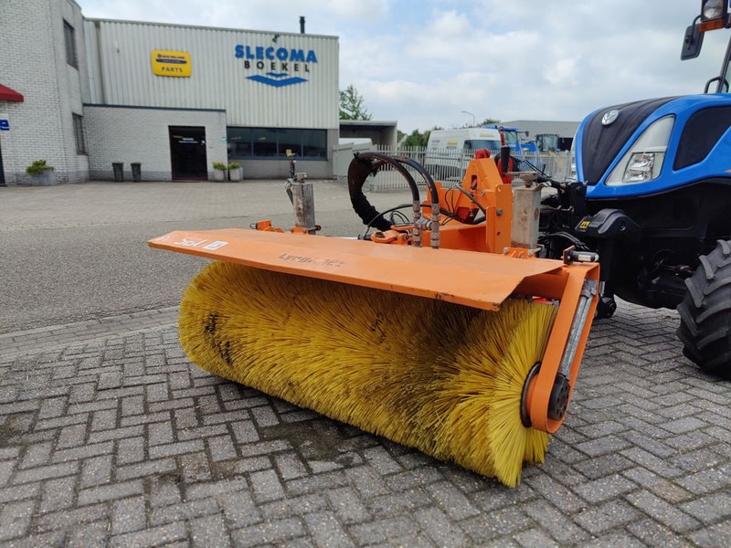 Nesbo HF1600S Veegmachine - מטאטא עבור כלי רכב עירוני/ מיוחד: תמונה 1 Nesbo HF1600S Veegmachine - מטאטא עבור כלי רכב עירוני/ מיוחד: תמונה 1