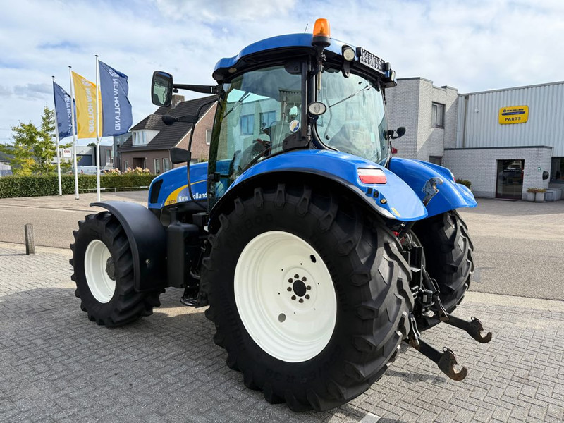 New Holland T6070 Elite - טרקטור חקלאי: תמונה 3 New Holland T6070 Elite - טרקטור חקלאי: תמונה 3