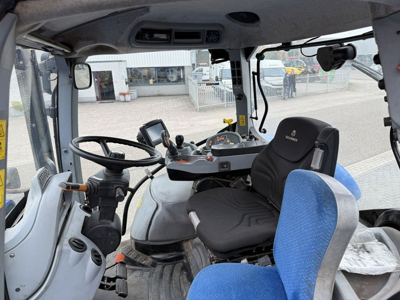 New Holland T7.210 Auto Command - טרקטור חקלאי: תמונה 5 New Holland T7.210 Auto Command - טרקטור חקלאי: תמונה 5