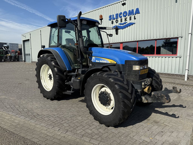 New Holland TM155 Range Command - טרקטור חקלאי: תמונה 4 New Holland TM155 Range Command - טרקטור חקלאי: תמונה 4