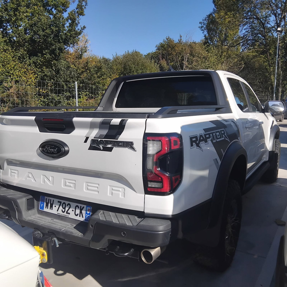 FORD RANGER RAPTOR - טנדר: תמונה 4 FORD RANGER RAPTOR - טנדר: תמונה 4
