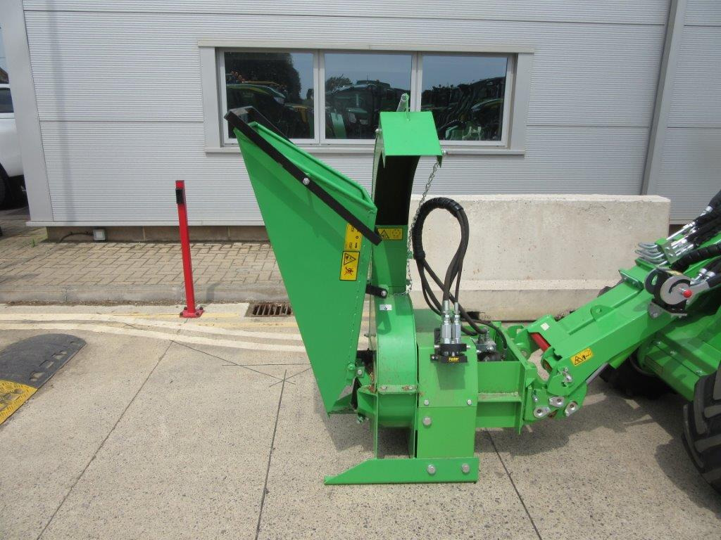 AVANT WOOD CHIPPER CH100 - מעמיס קומפקטי: תמונה 2 AVANT WOOD CHIPPER CH100 - מעמיס קומפקטי: תמונה 2