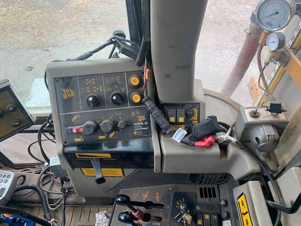 JCB 1135 Fast and Knight 24MTR Demount Sprayer - מרסס: תמונה 2 JCB 1135 Fast and Knight 24MTR Demount Sprayer - מרסס: תמונה 2