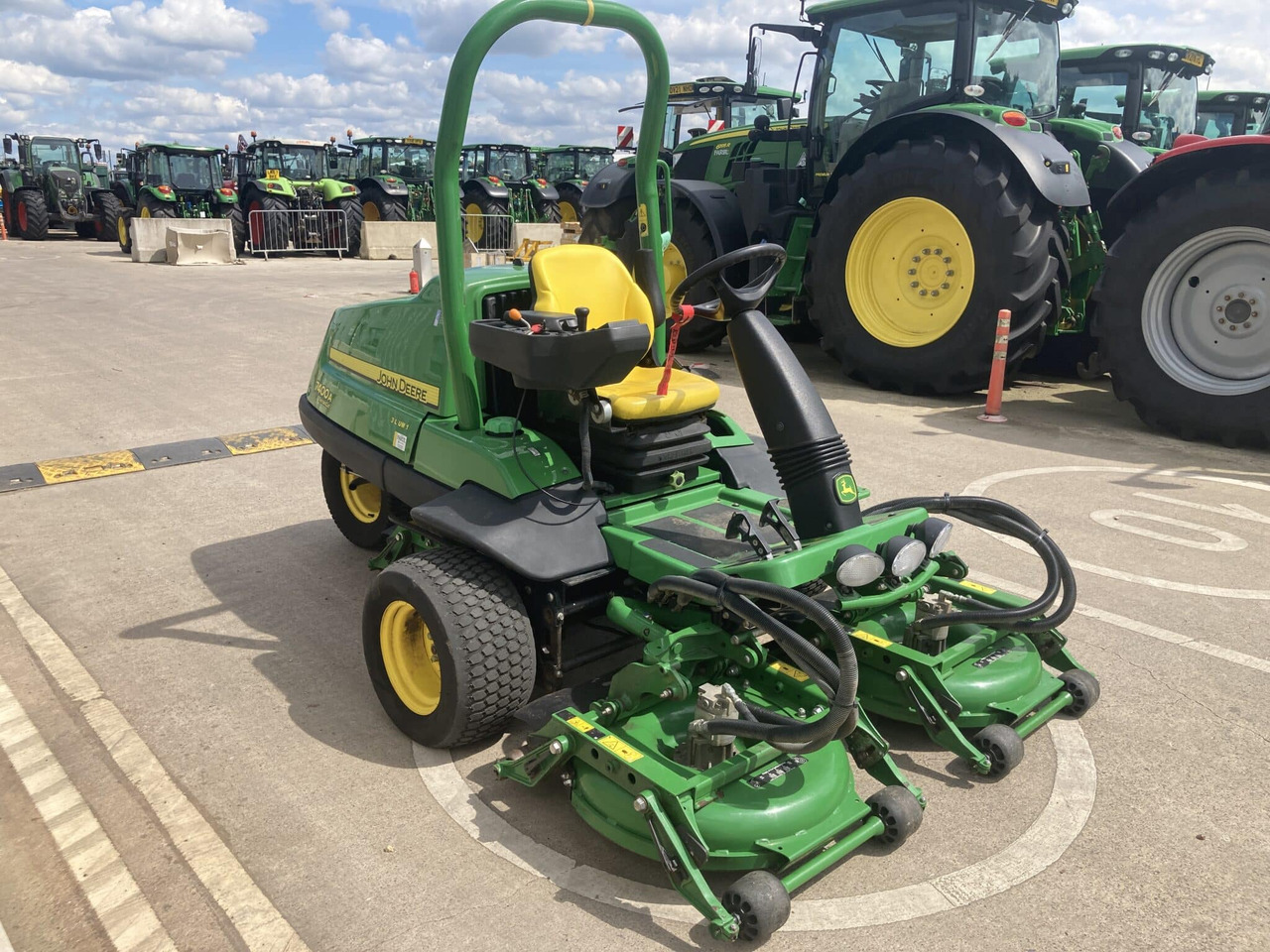 מכסחת גינה JD 7400A triple rotary mower: תמונה 7
