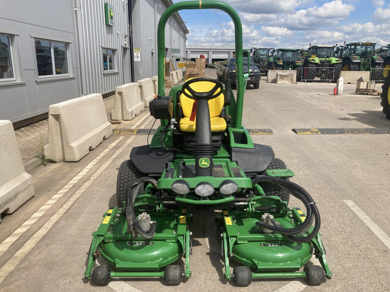 מכסחת גינה JD 7400A triple rotary mower: תמונה 8