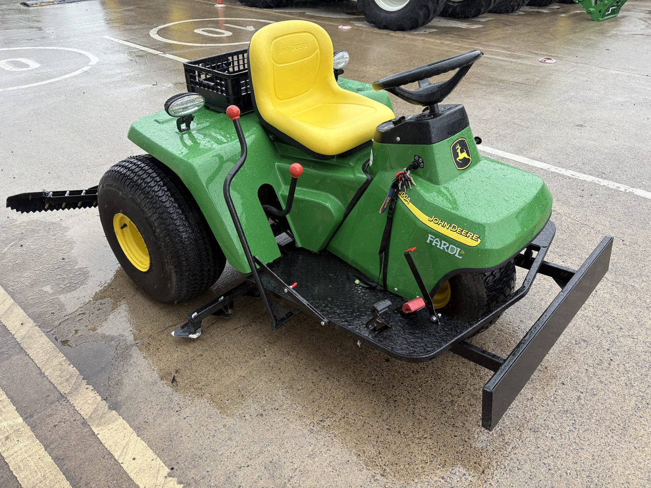 John Deere 1200A Bunker Bike - מכסחת גינה: תמונה 3 John Deere 1200A Bunker Bike - מכסחת גינה: תמונה 3