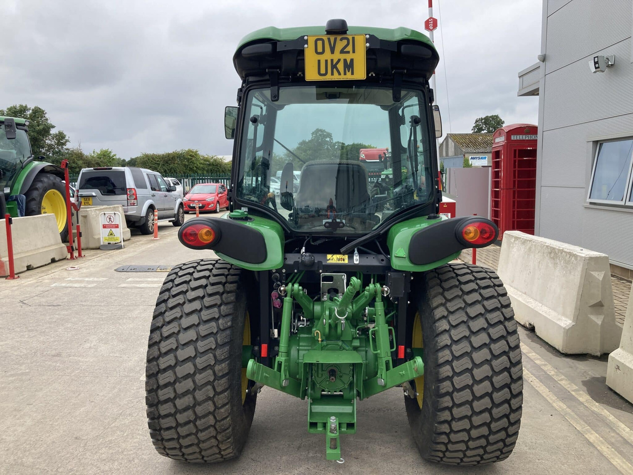 John Deere 4066R compact tractor - טרקטור קומפקטי: תמונה 4 John Deere 4066R compact tractor - טרקטור קומפקטי: תמונה 4