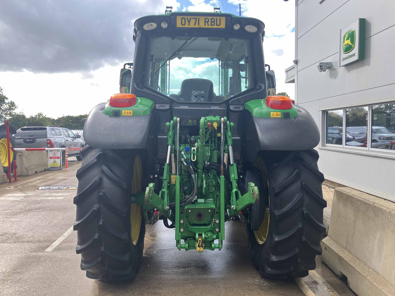 John Deere 6110M - טרקטור חקלאי: תמונה 4 John Deere 6110M - טרקטור חקלאי: תמונה 4