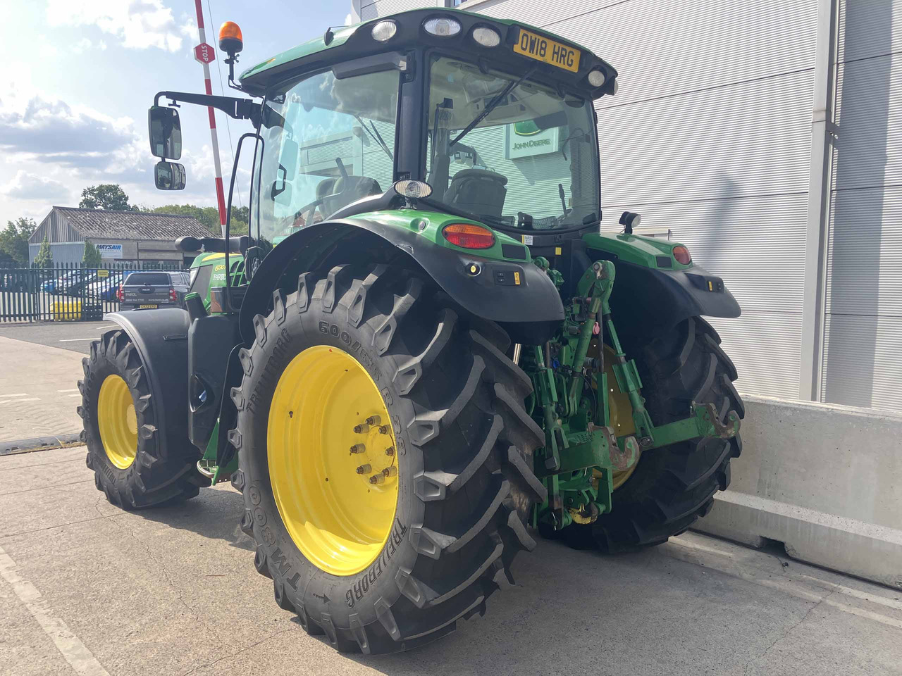 John Deere 6130R - טרקטור חקלאי: תמונה 3 John Deere 6130R - טרקטור חקלאי: תמונה 3