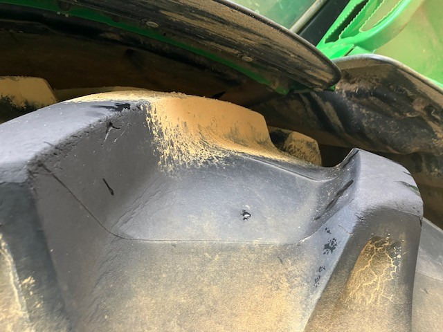 John Deere 6155R - טרקטור חקלאי: תמונה 5 John Deere 6155R - טרקטור חקלאי: תמונה 5