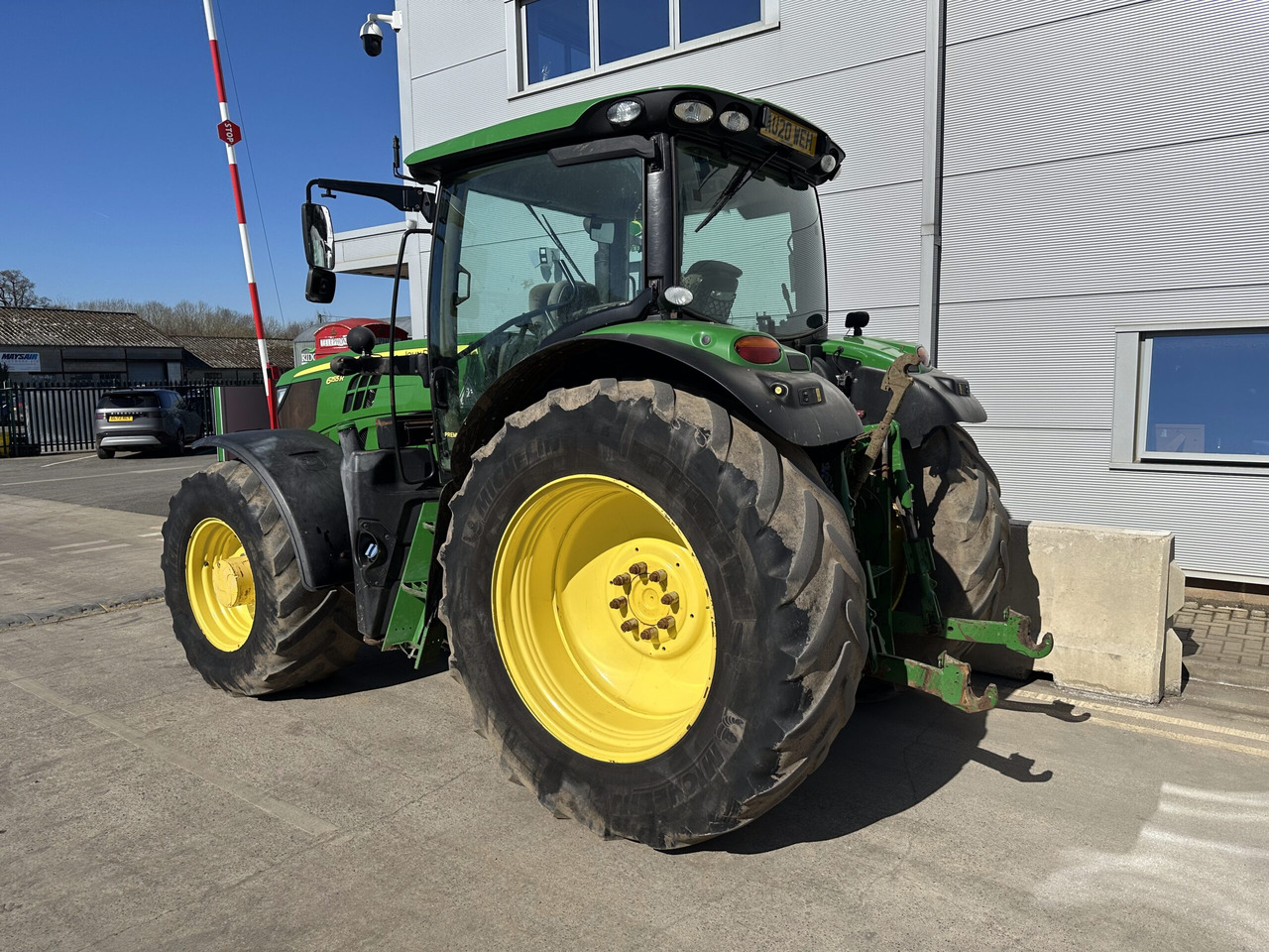 John Deere 6155R - טרקטור חקלאי: תמונה 2 John Deere 6155R - טרקטור חקלאי: תמונה 2