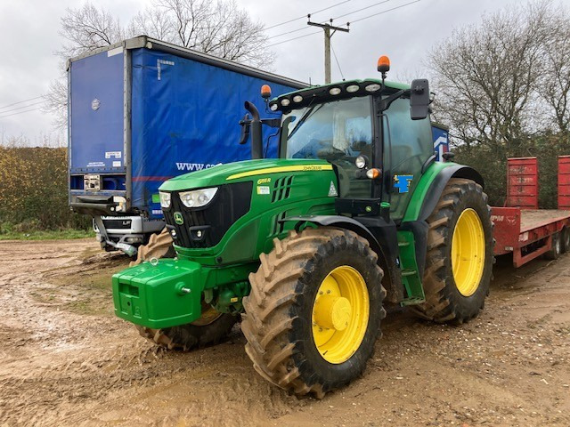 John Deere 6155R - טרקטור חקלאי: תמונה 1 John Deere 6155R - טרקטור חקלאי: תמונה 1