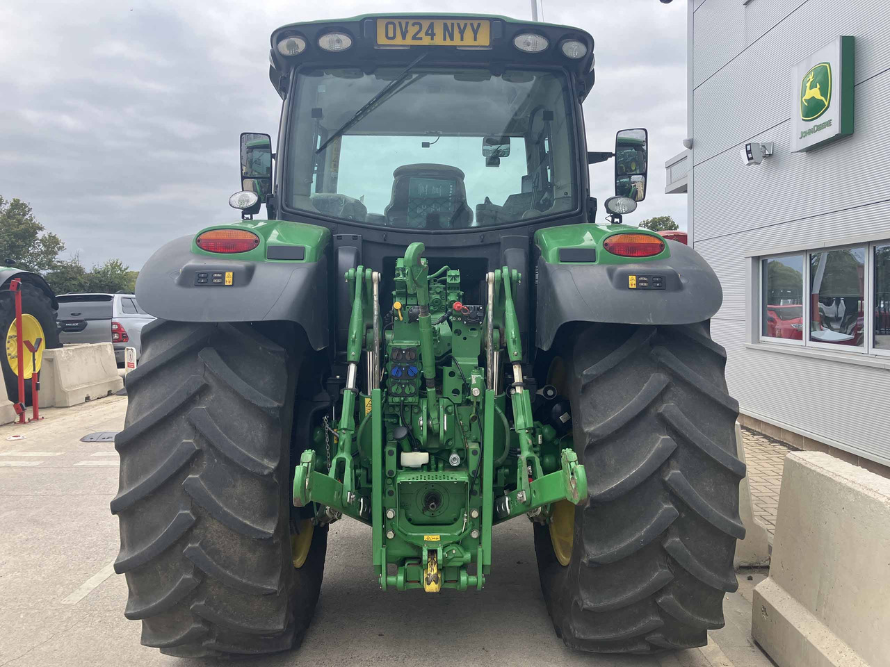 John Deere 6R 155 - טרקטור חקלאי: תמונה 4 John Deere 6R 155 - טרקטור חקלאי: תמונה 4
