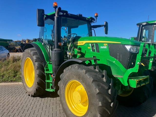 John Deere 6R 155 - טרקטור חקלאי: תמונה 1 John Deere 6R 155 - טרקטור חקלאי: תמונה 1
