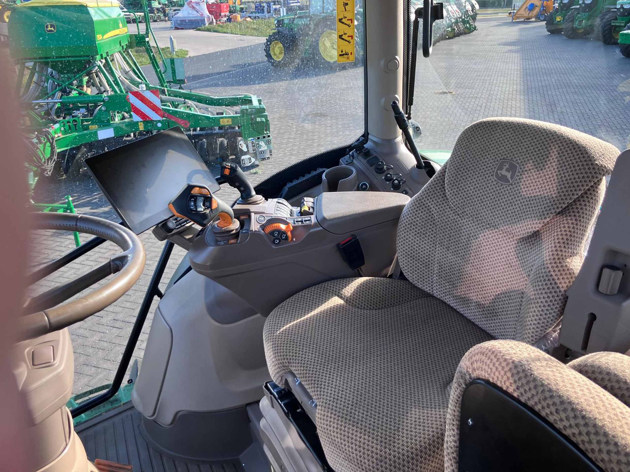 John Deere 6R 155 - טרקטור חקלאי: תמונה 4 John Deere 6R 155 - טרקטור חקלאי: תמונה 4