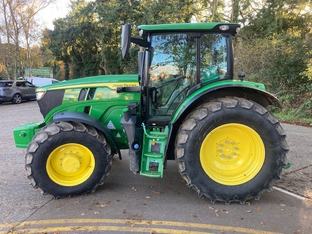 John Deere 6R 185 - טרקטור חקלאי: תמונה 1 John Deere 6R 185 - טרקטור חקלאי: תמונה 1
