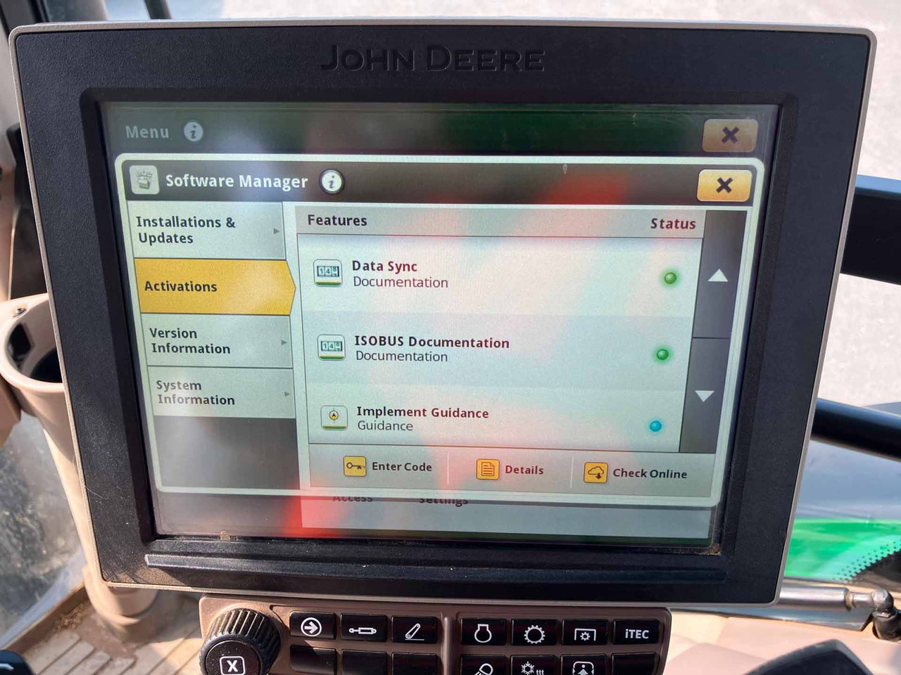 טרקטור חקלאי John Deere 6R 215: תמונה 16