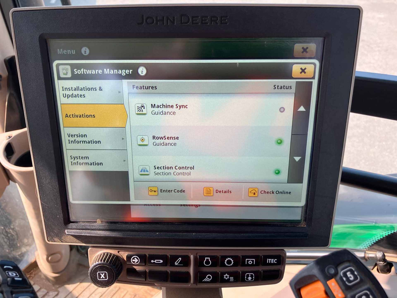 טרקטור חקלאי John Deere 6R 215: תמונה 18