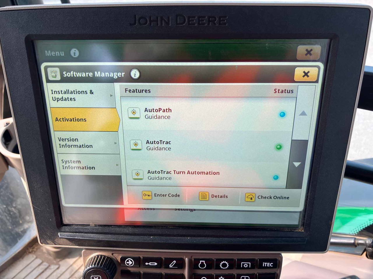 טרקטור חקלאי John Deere 6R 215: תמונה 14