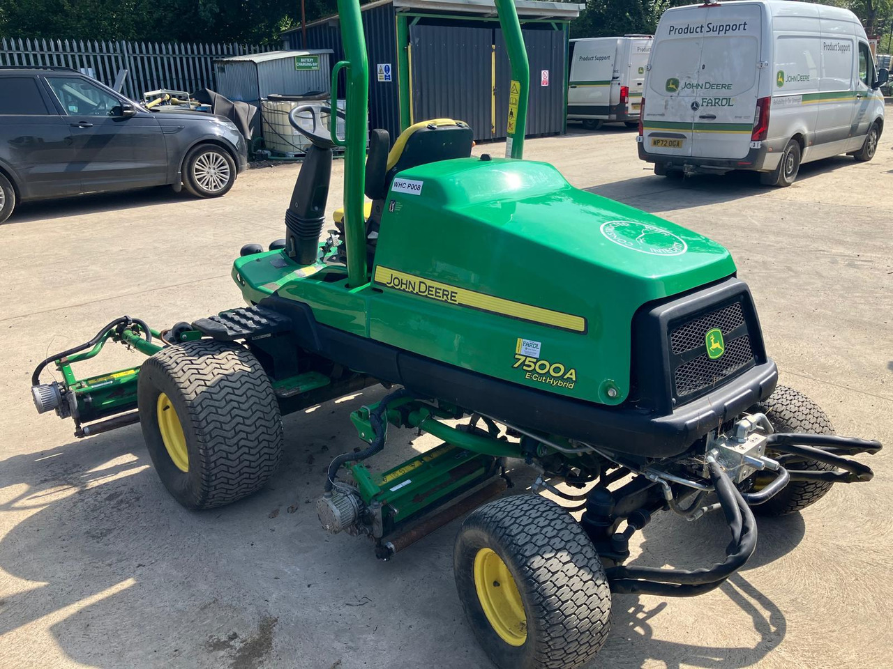 John Deere 7500AE fairway mower - מכסחת גינה: תמונה 4 John Deere 7500AE fairway mower - מכסחת גינה: תמונה 4