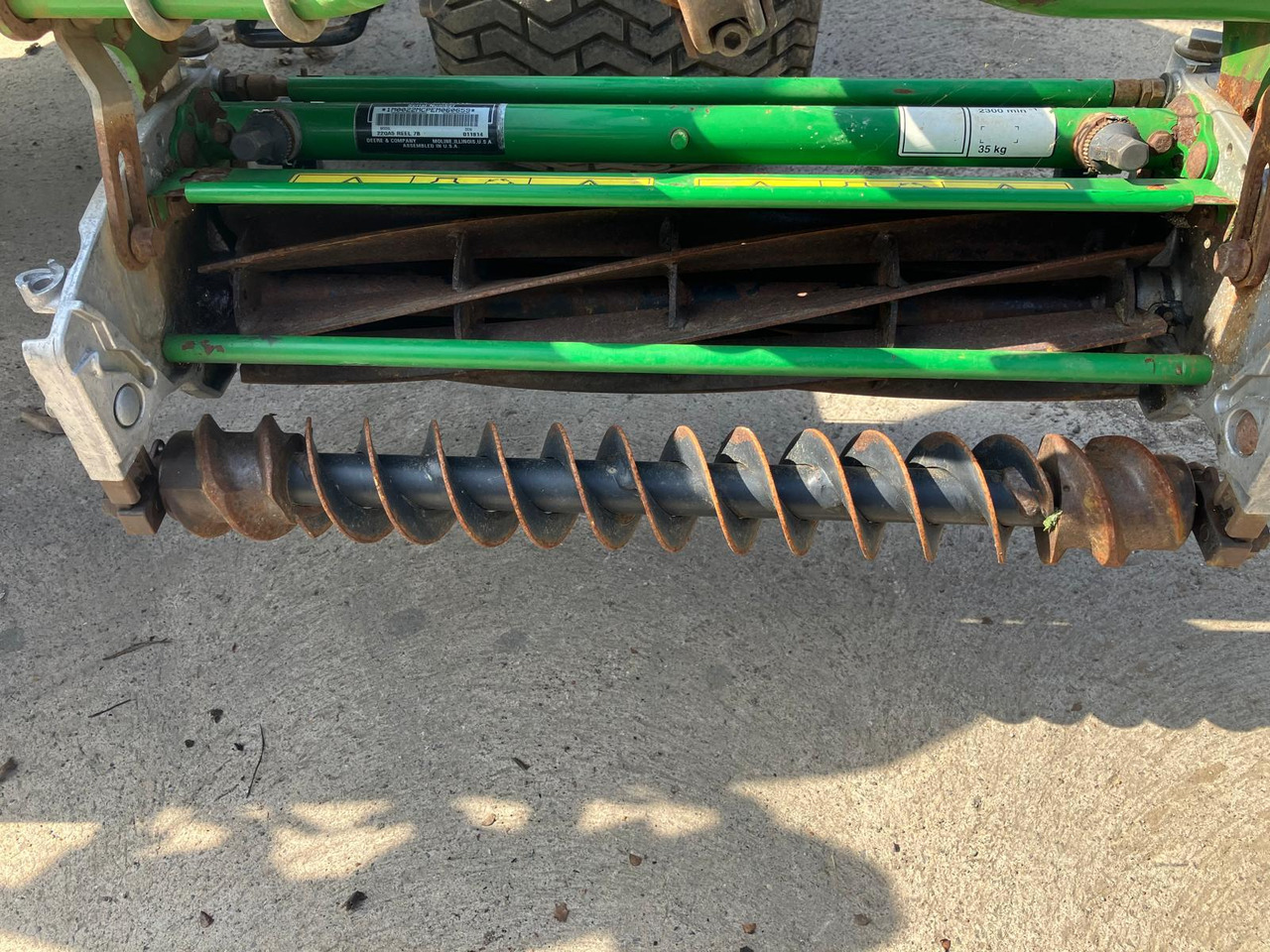 John Deere 7500AE fairway mower - מכסחת גינה: תמונה 5 John Deere 7500AE fairway mower - מכסחת גינה: תמונה 5