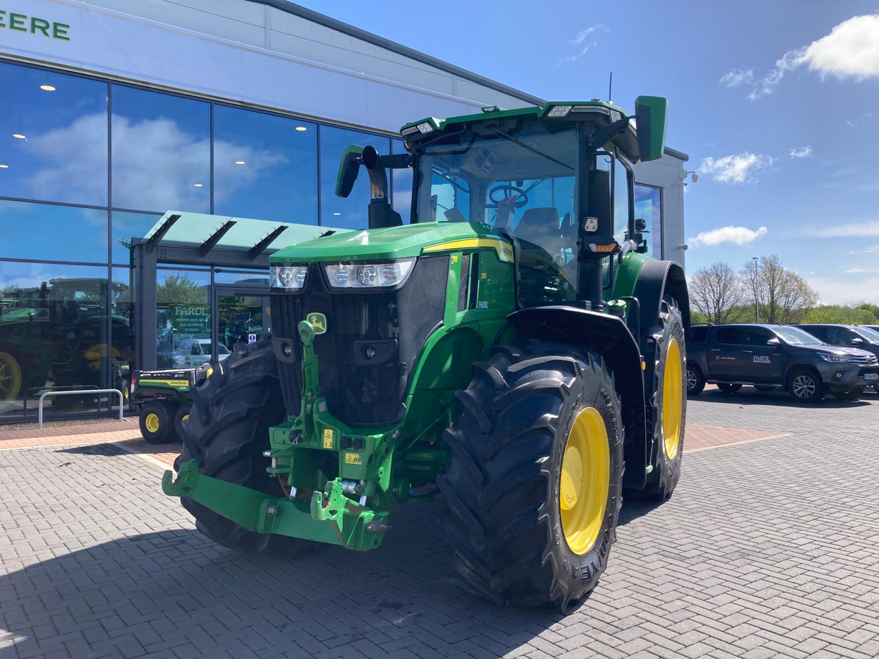 John Deere 7R 310 - טרקטור חקלאי: תמונה 1 John Deere 7R 310 - טרקטור חקלאי: תמונה 1