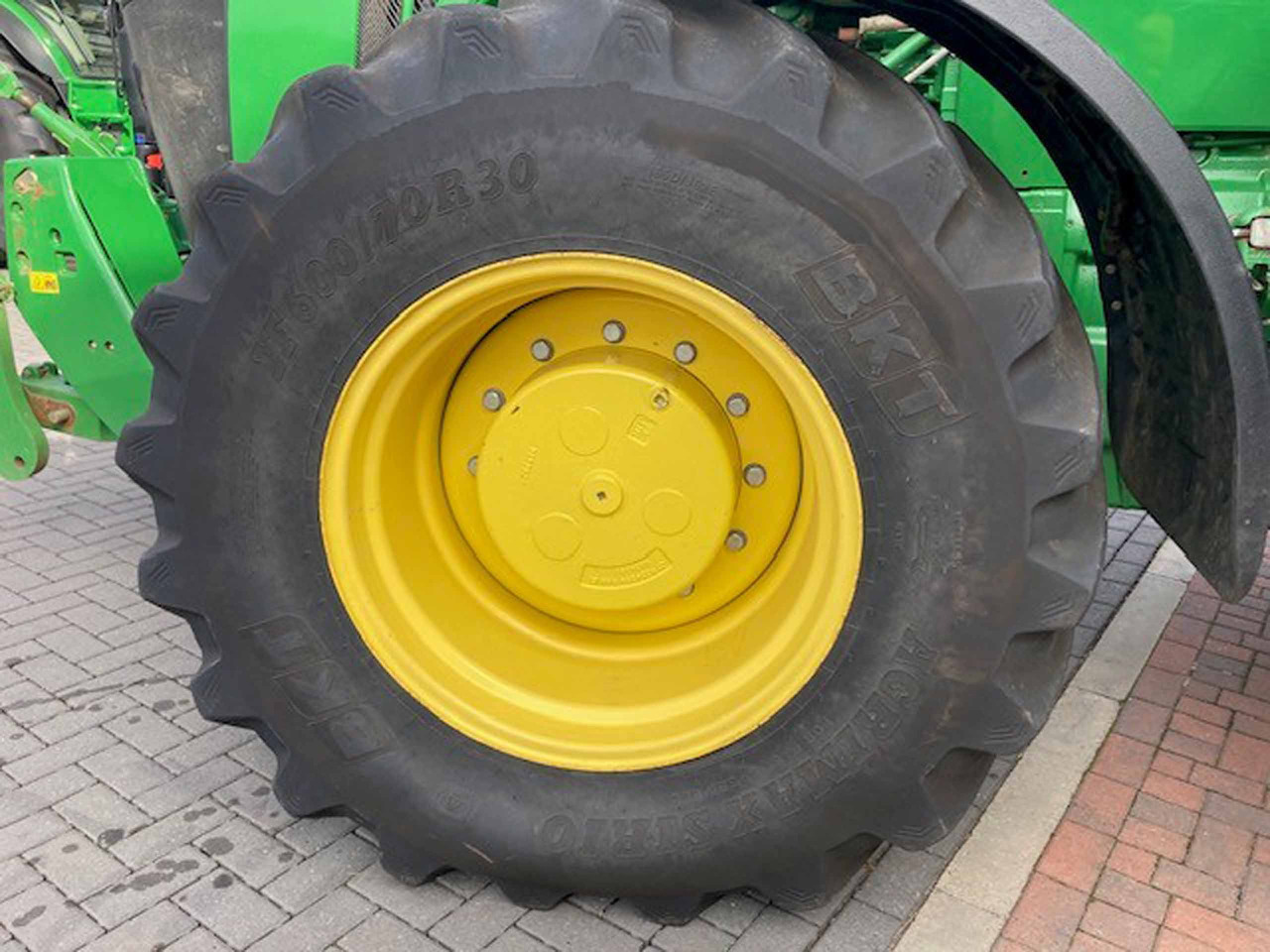 John Deere 8345R - טרקטור חקלאי: תמונה 3 John Deere 8345R - טרקטור חקלאי: תמונה 3