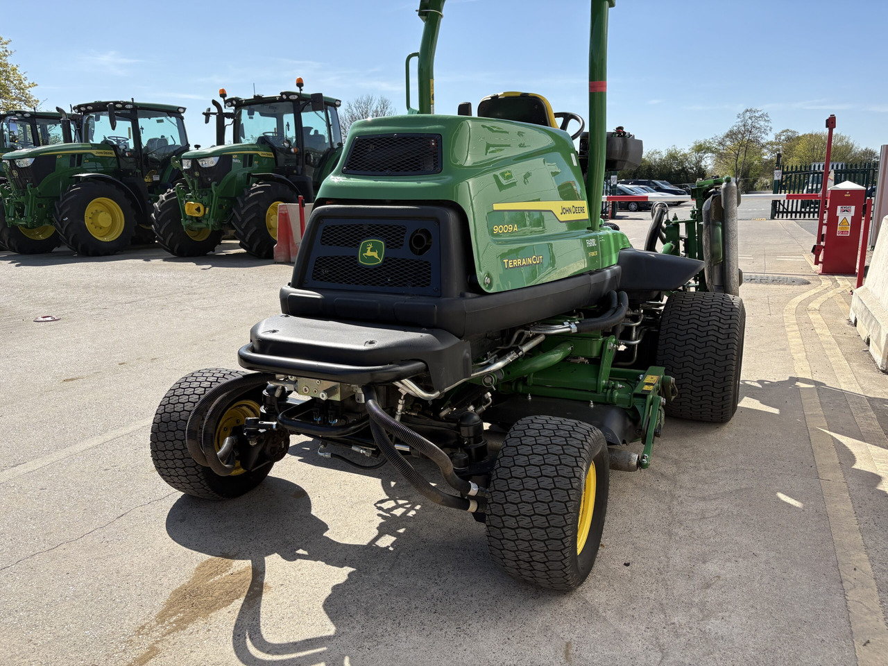 John Deere 9009A Terraincut - מכסחת גינה: תמונה 4 John Deere 9009A Terraincut - מכסחת גינה: תמונה 4