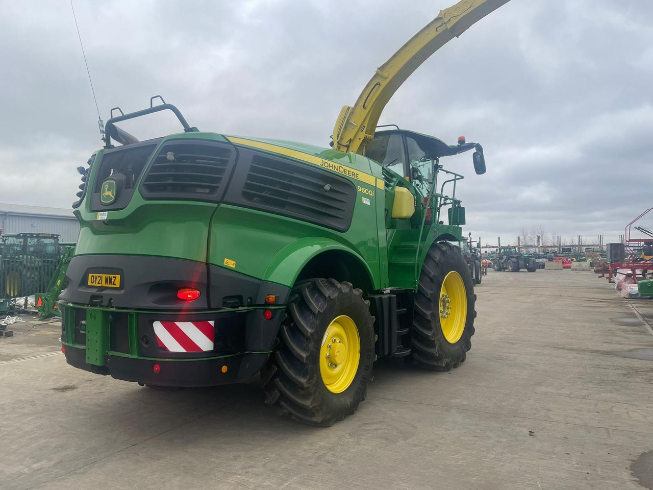 John Deere 9600 - מקצרת מספוא: תמונה 2 John Deere 9600 - מקצרת מספוא: תמונה 2
