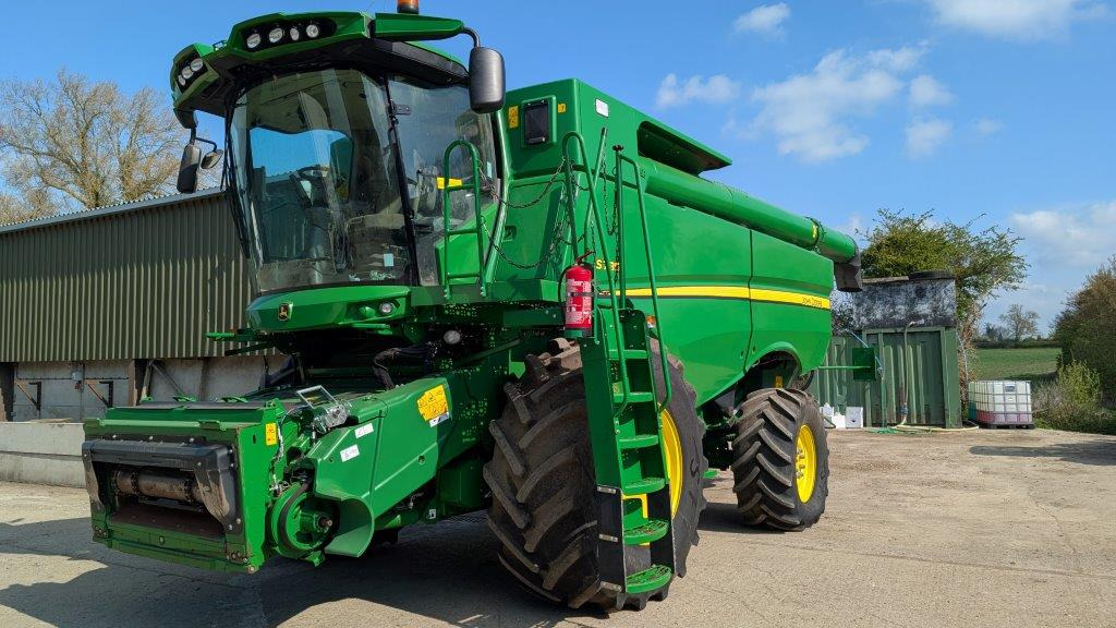 John Deere S785 - מקצרת קומבינה: תמונה 4 John Deere S785 - מקצרת קומבינה: תמונה 4