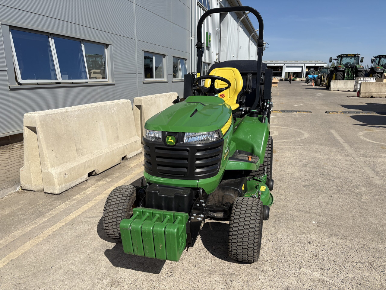 John Deere X950R Cut & Collect mower - מכסחת גינה: תמונה 2 John Deere X950R Cut & Collect mower - מכסחת גינה: תמונה 2