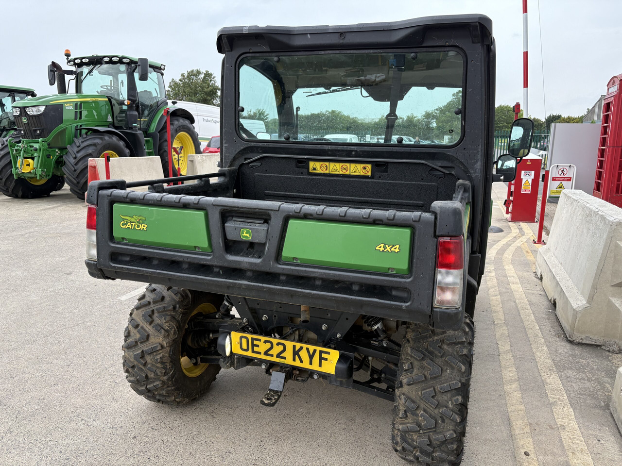 John Deere XUV865M Gator - רכב שטח/ טרקטורון: תמונה 4 John Deere XUV865M Gator - רכב שטח/ טרקטורון: תמונה 4