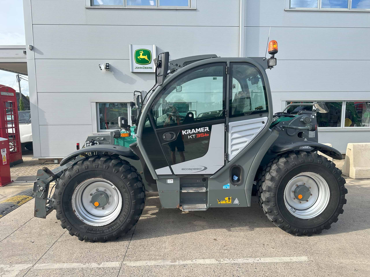 Kramer KT356 - מפעיל טלסקופי: תמונה 2 Kramer KT356 - מפעיל טלסקופי: תמונה 2