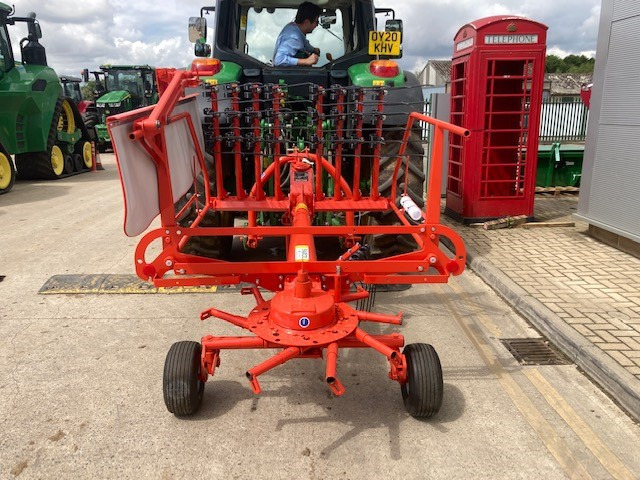 Kuhn GA 3201 - גורף/ מגרפה: תמונה 4 Kuhn GA 3201 - גורף/ מגרפה: תמונה 4