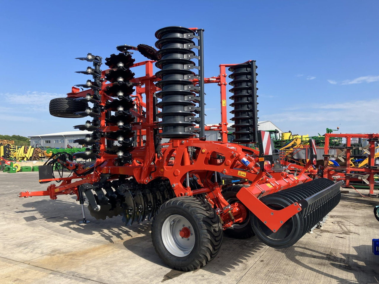 Kuhn Optimer L6000 - ציוד עיבוד קרקע: תמונה 3 Kuhn Optimer L6000 - ציוד עיבוד קרקע: תמונה 3